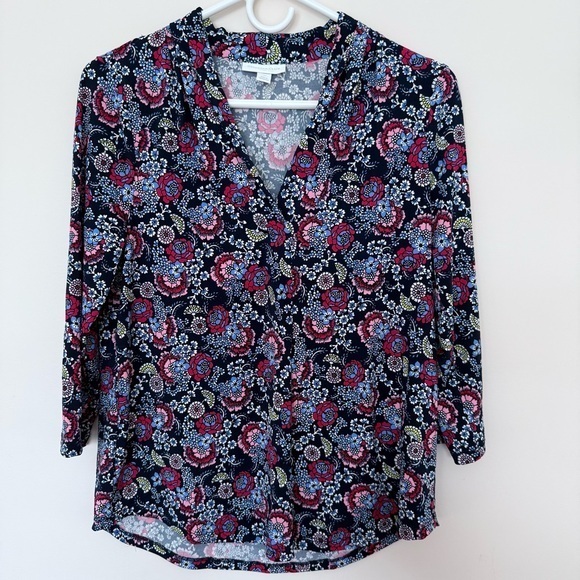 Charter Club Tops - Charter Club Navy Blue Multicolor Floral 3/4 Sleeve V-Neck Blouse size Petite M